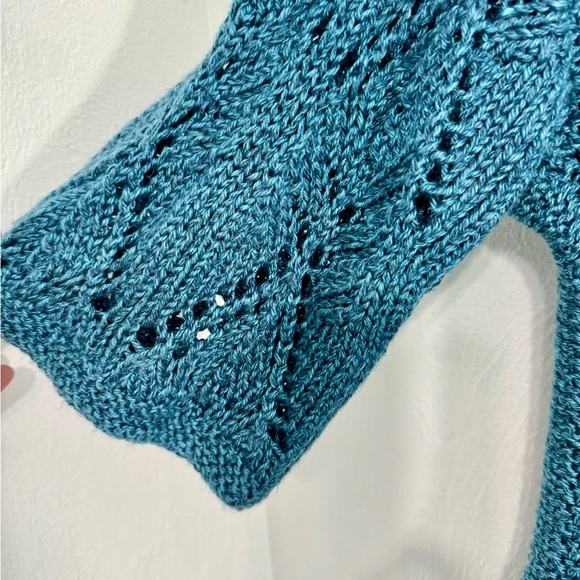Vintage Hand Crocheted Gorgeous loose knit in teal.One of a kind.Size M - Picture 5 of 8